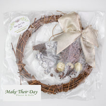 Load image into Gallery viewer, Wreath Decorating Kit